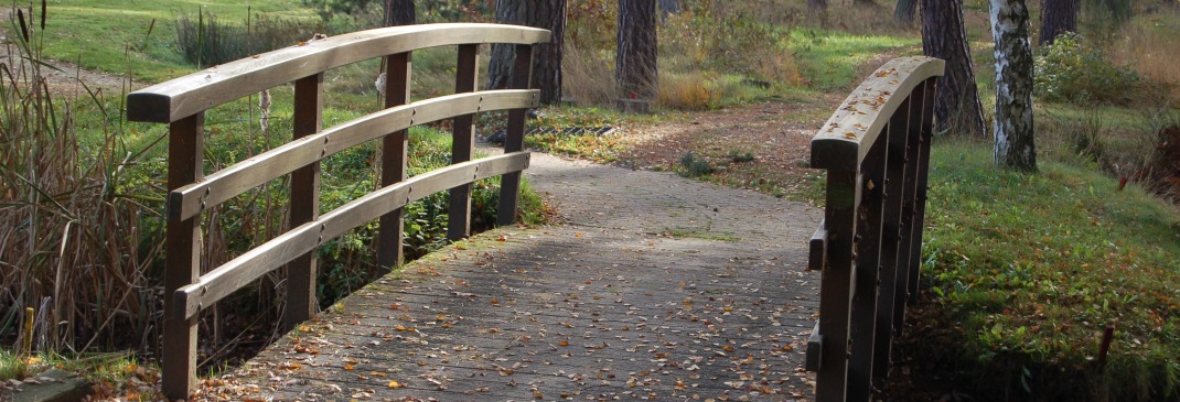 Brücke im Park in Ramstein